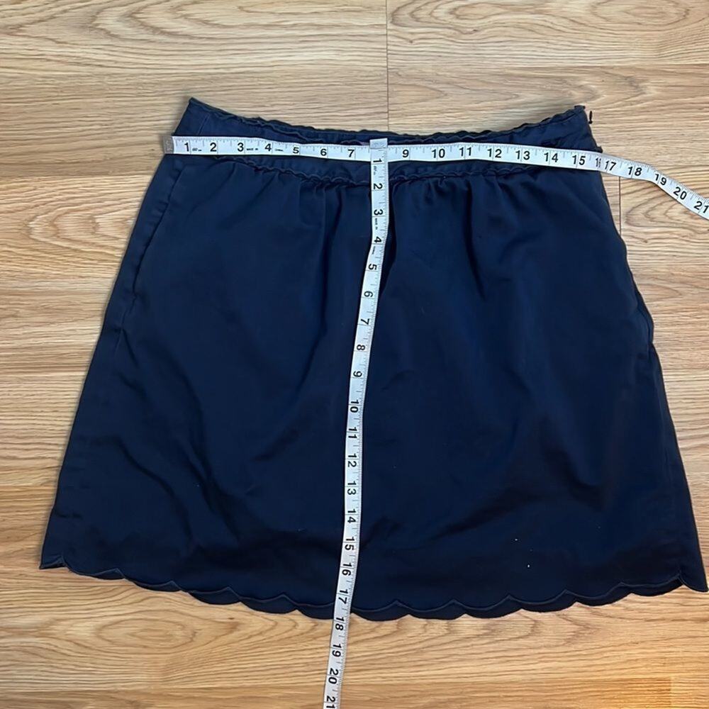 Vineyard Vines navy blue scalloped skirt size 6 - Picture 11 of 11